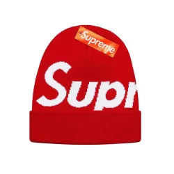 Supreme Шапка красная