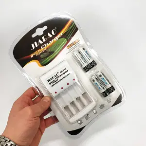 Зарядное устройство для аккумуляторов АА и ААА, Jiabao JB-212 + 4 аккумулятора ААА