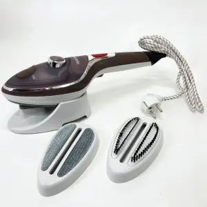 Ручной отпариватель для одежды Rainberg RB-6314 2000 Вт с двумя сменными насадками, паровая щетка