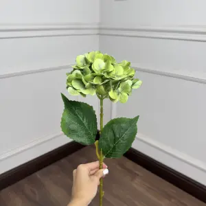 Гортензия латексная искусственная h=70см. d=17 cm 1шт. Цвет: салатовый