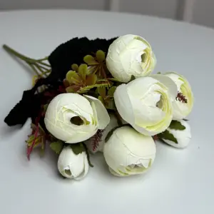 Букет Ранункулюсов искусственный, 30 см, 5 стеблей, 8 цветков/микс (2 букета в уп.). Цвет: белый