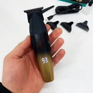 Машинка для стрижки волос VGR V-906 триммер для окантовки и стрижки бороды. Цвет: желтый