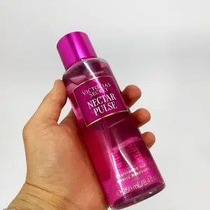 Парфюмированный спрей для тела Victoria's Secret Nectar Pulse 250 мл, original